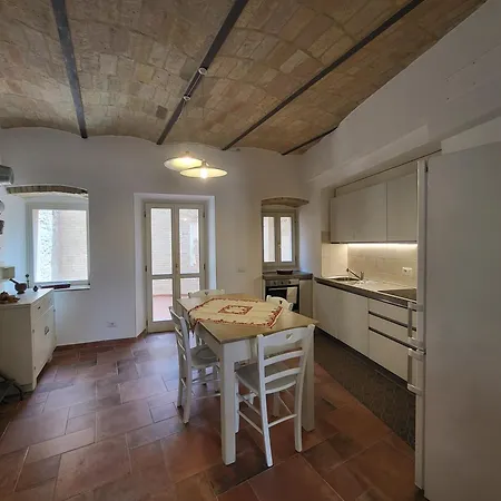 Magic Spell - 200 Mq - Zona Centro - Intera Con Ampi Spazi Relax, Fino A 10 Ospiti, ----------------- Tassa Inclusa *