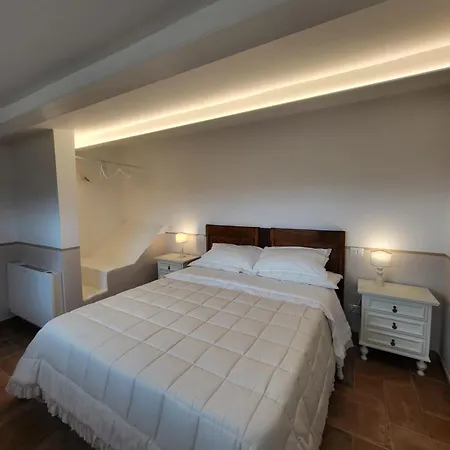 Hébergement de vacances Magic Spell - 200 Mq - Zona Centro - Intera Con Ampi Spazi Relax, Fino A 10 Ospiti, ----------------- Tassa Inclusa *