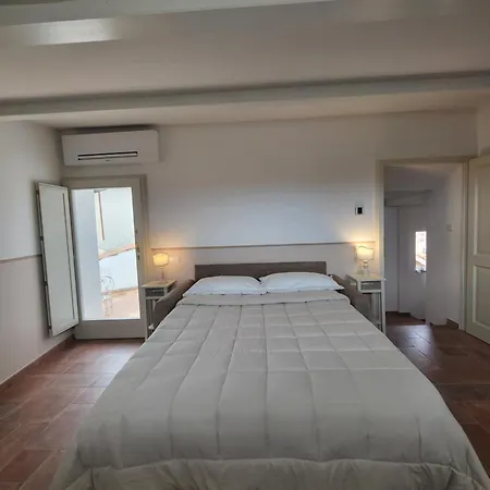 Magic Spell - 200 Mq - Zona Centro - Intera Con Ampi Spazi Relax, Fino A 10 Ospiti, ----------------- Tassa Inclusa Spello