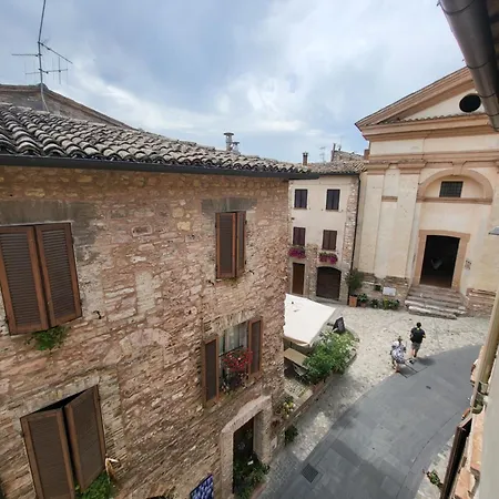 Magic Spell - 200 Mq - Zona Centro - Intera Con Ampi Spazi Relax, Fino A 10 Ospiti, ----------------- Tassa Inclusa Spello