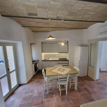 Magic Spell - 200 Mq - Zona Centro - Intera Con Ampi Spazi Relax, Fino A 10 Ospiti, ----------------- Tassa Inclusa