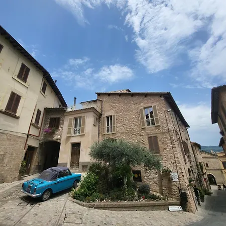 Magic Spell - 200 Mq - Zona Centro - Intera Con Ampi Spazi Relax, Fino A 10 Ospiti, ----------------- Tassa Inclusa Tatil Evi Spello