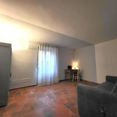 Magic Spell - 200 Mq - Zona Centro - Intera Con Ampi Spazi Relax, Fino A 10 Ospiti, ----------------- Tassa Inclusa Spello